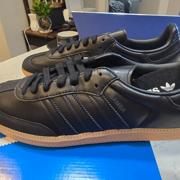 [JS2762] Adidas Originals Mens Samba OG Core Black Carbon *NEW* SIZE 10 WMS 11 - Picture 1 of 14